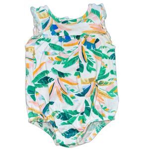 Girls clothing size 0-3 months baby
